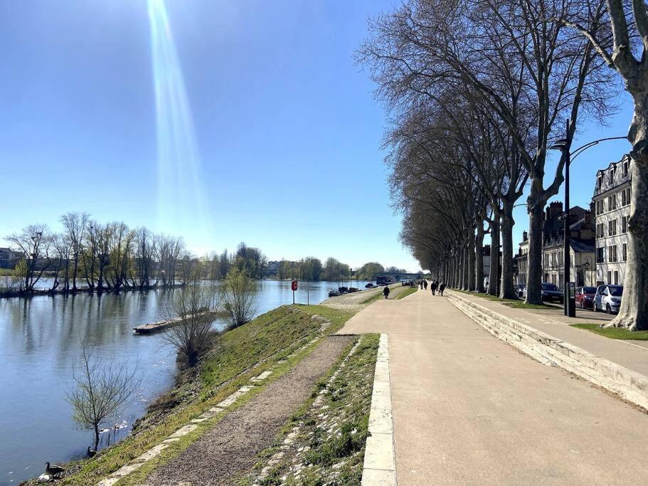 Studio Coeur De Ville Proche Bords De Loire Орлеан Экстерьер фото